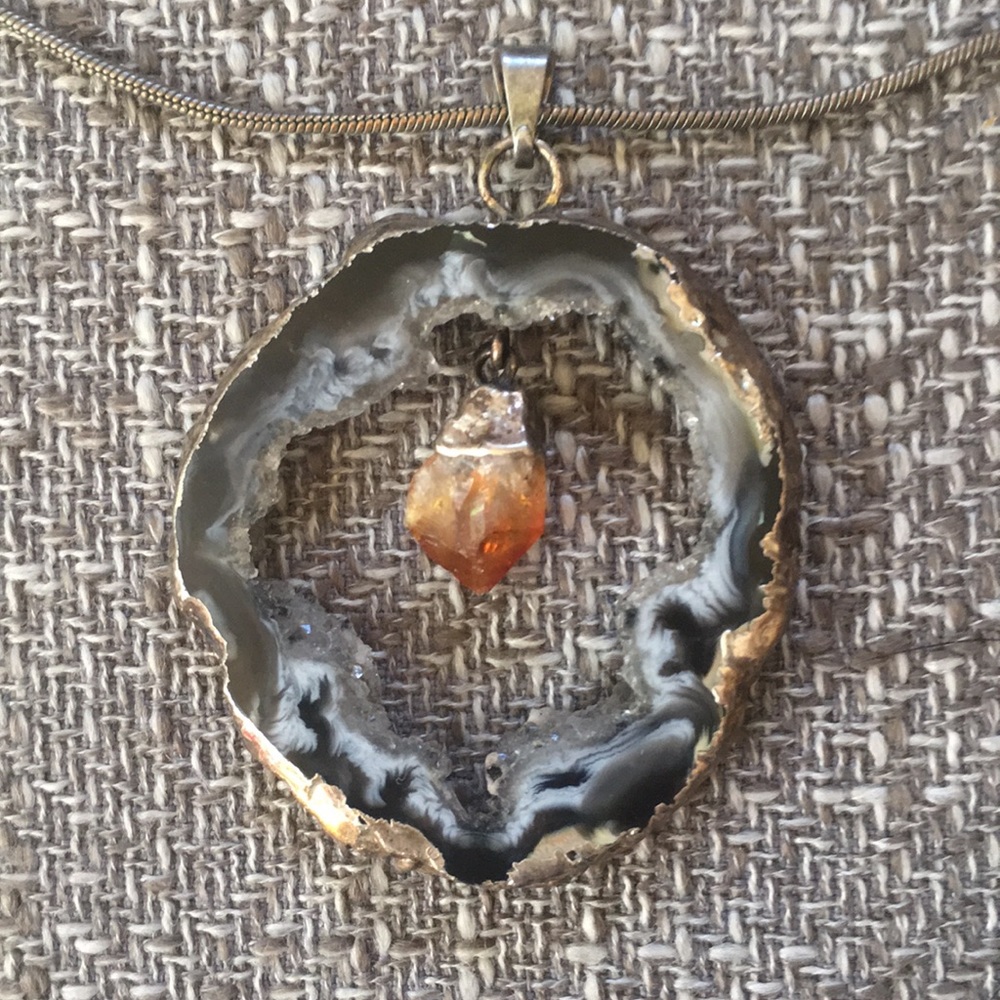 Geode necklace